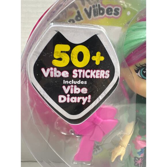 vibe girls, Jamie nature vibe, has long green & pink hair down to her feet. NWT - Picture 4 of 7